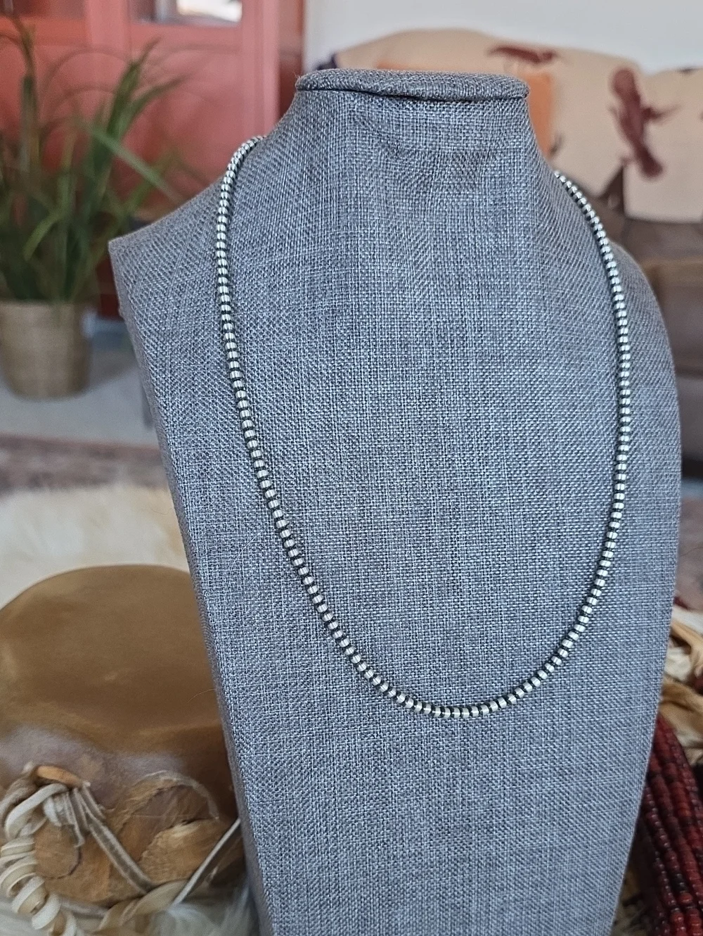 Gorgeous NWT 18